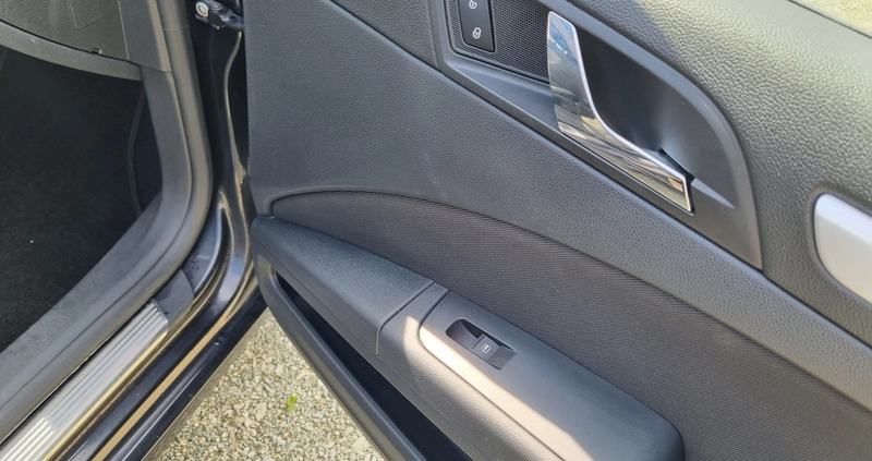 Skoda Superb cena 29900 przebieg: 370000, rok produkcji 2013 z Recz małe 631